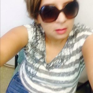 Meet your Posher, Araceli